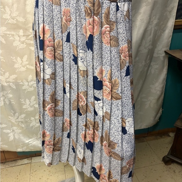 Vintage Lee Floral Pleated Skirt - Blue, Pink, Brown - Picture 1 of 4